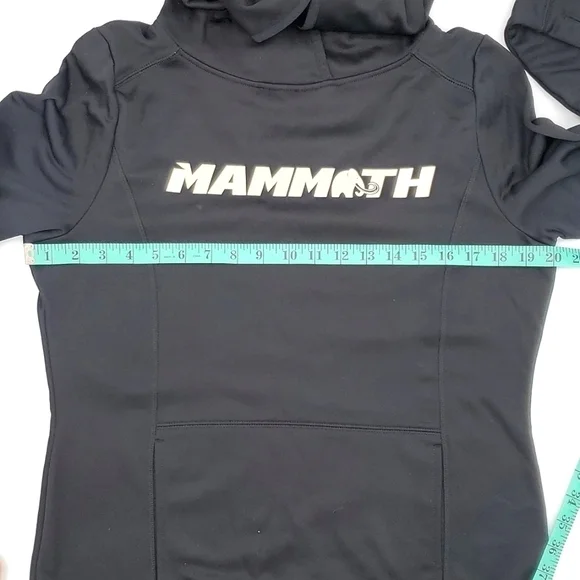 Long sleeve thumb hole fleece pullover hoodie, Size M - Picture 13 of 14